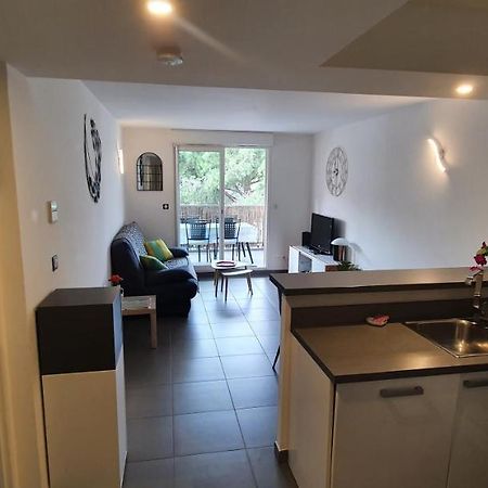 Appartement Residence La Plage 4 **** La Londe-les-Maures Eksteriør bilde