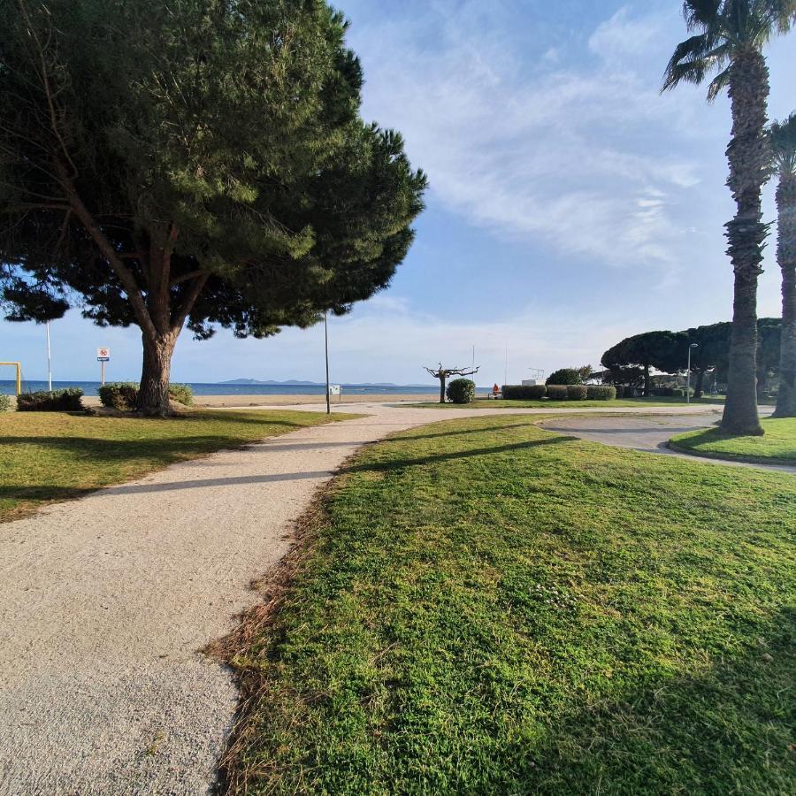 Appartement Residence La Plage 4 **** La Londe-les-Maures Eksteriør bilde